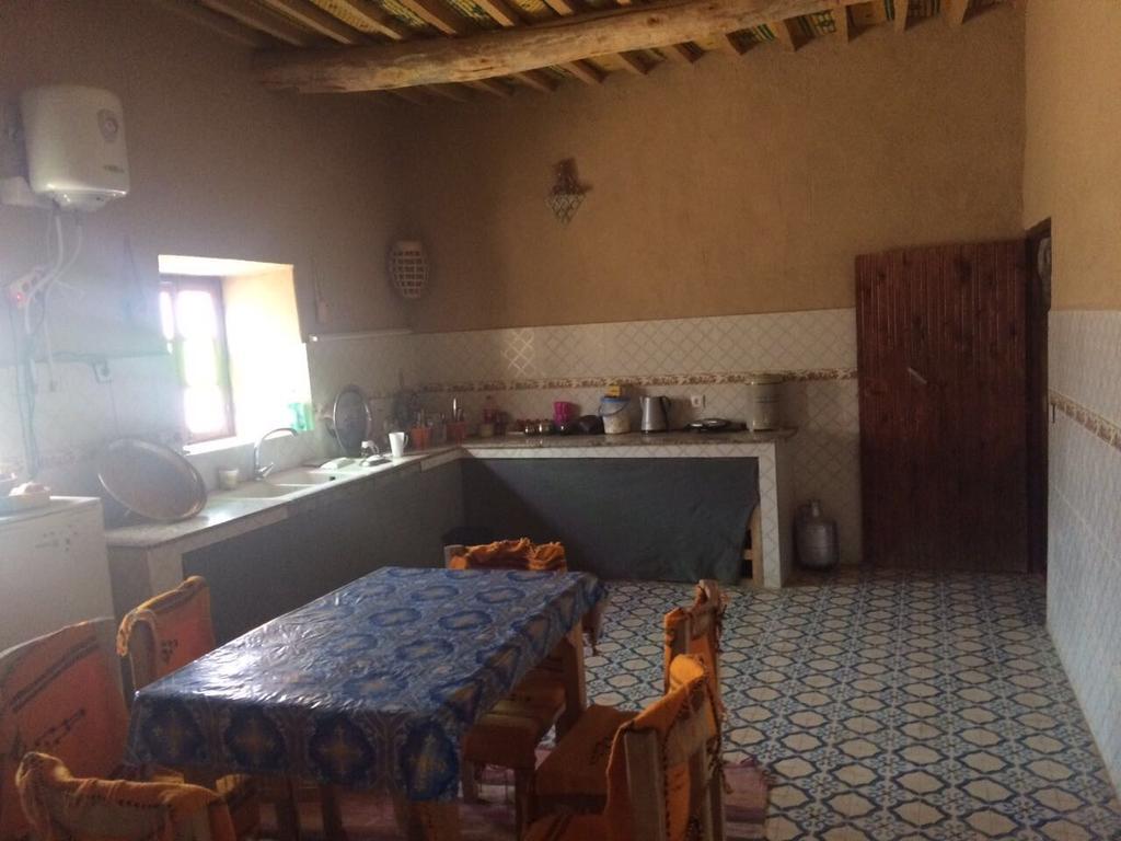 Gîte d'étape traditionnel berbère Ifri Esterno foto