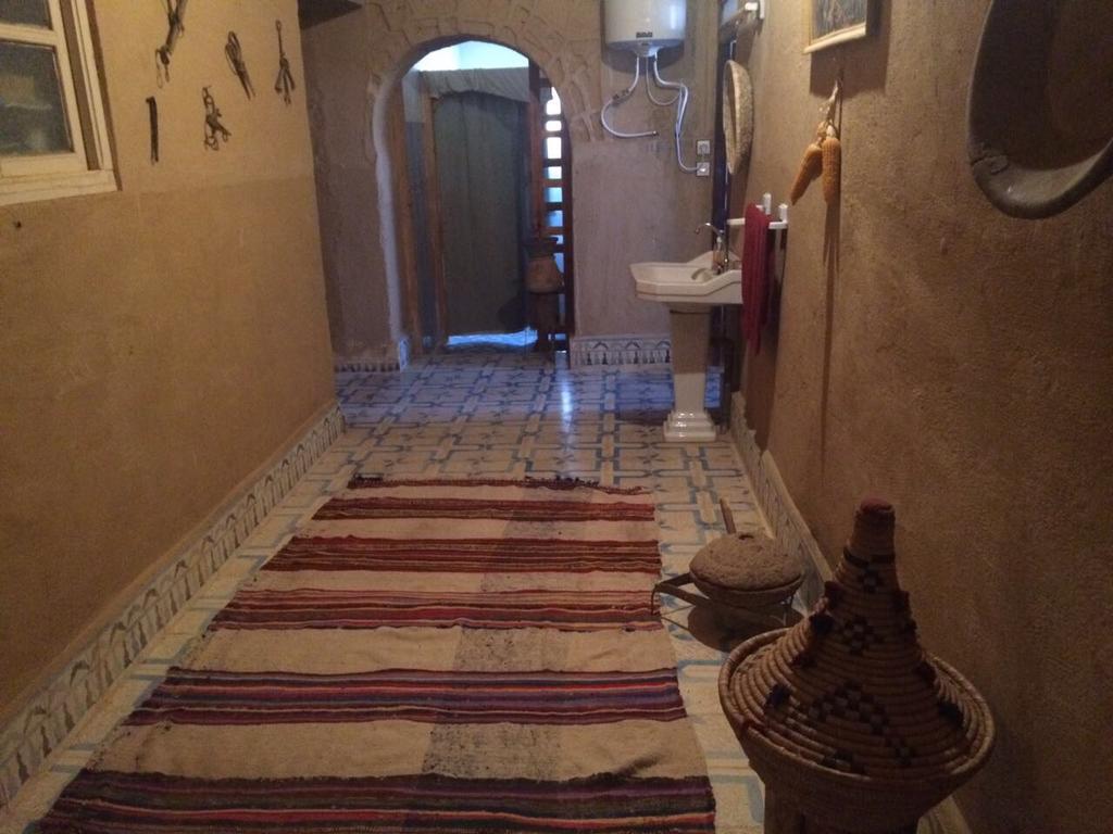 Gîte d'étape traditionnel berbère Ifri Esterno foto