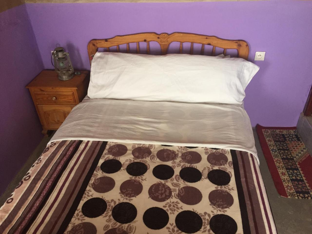 Gîte d'étape traditionnel berbère Ifri Esterno foto